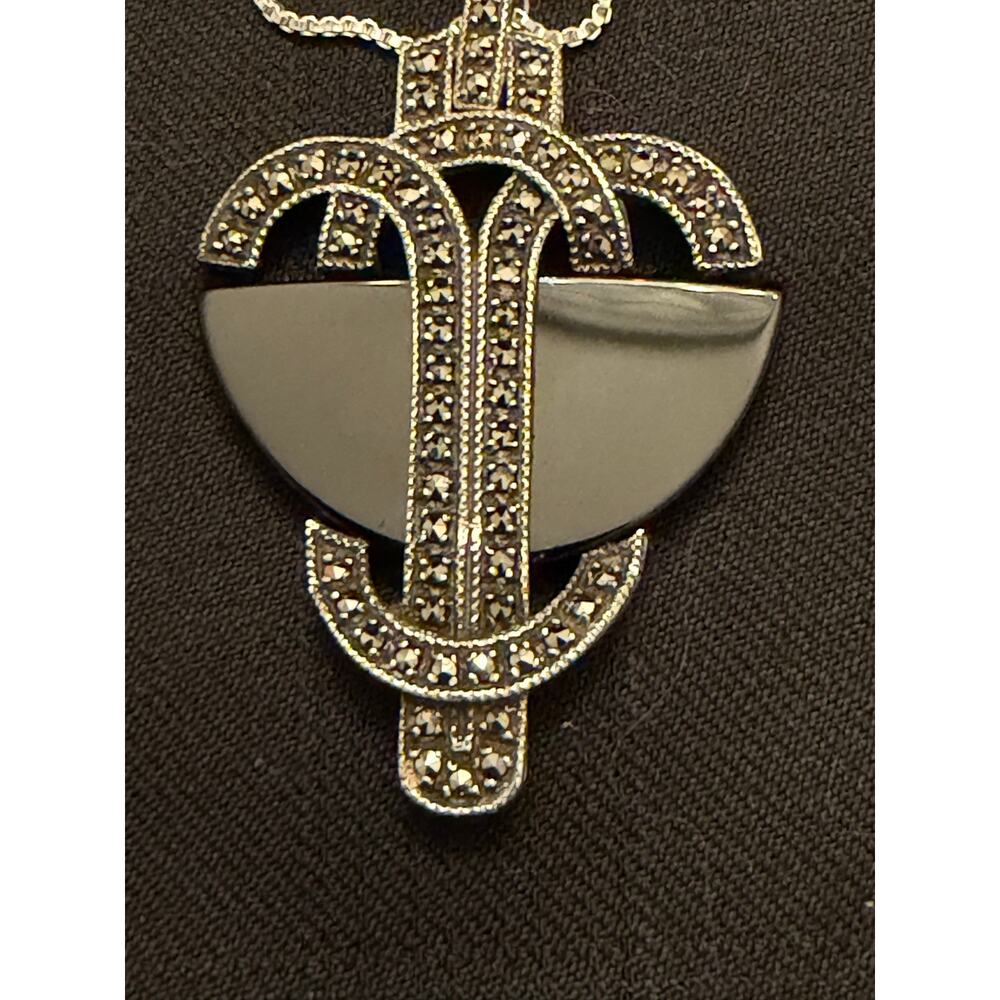 Art Deco Vintage 925 Sterling Silver 1.75x1.25” Onyx and Marcasite 18” Necklace - Picture 4 of 14